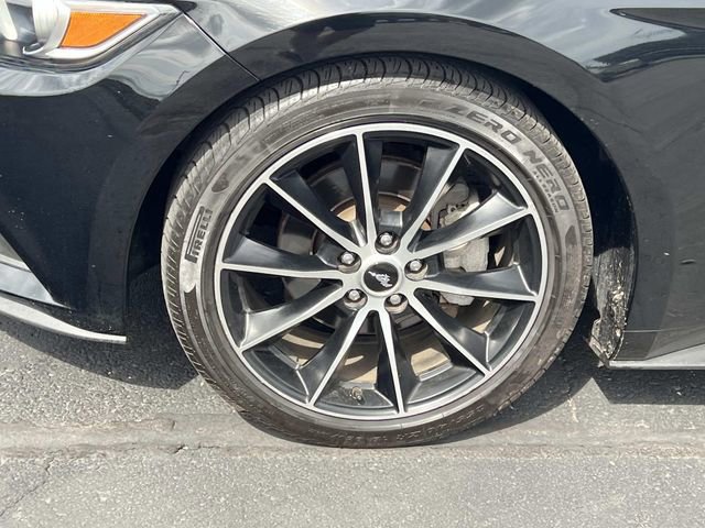 Certified 2017 Ford Mustang Coupe image 10