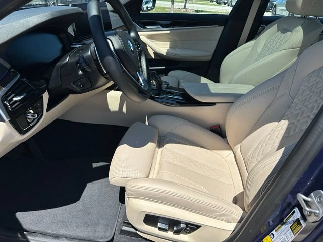 Used 2023 BMW 530i xDrive w/ Convenience Package AWD/4WD image 17