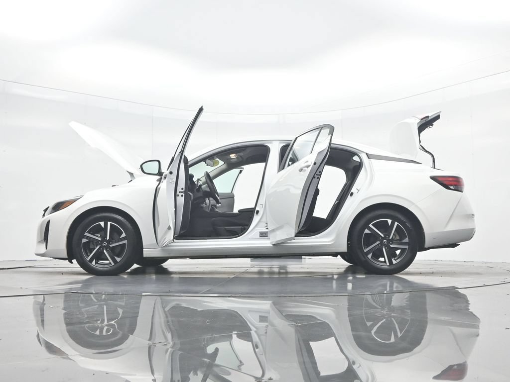 Used 2024 Nissan Sentra SV FWD image 50