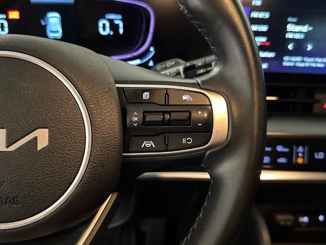 Used 2023 Kia Sportage EX FWD image 21
