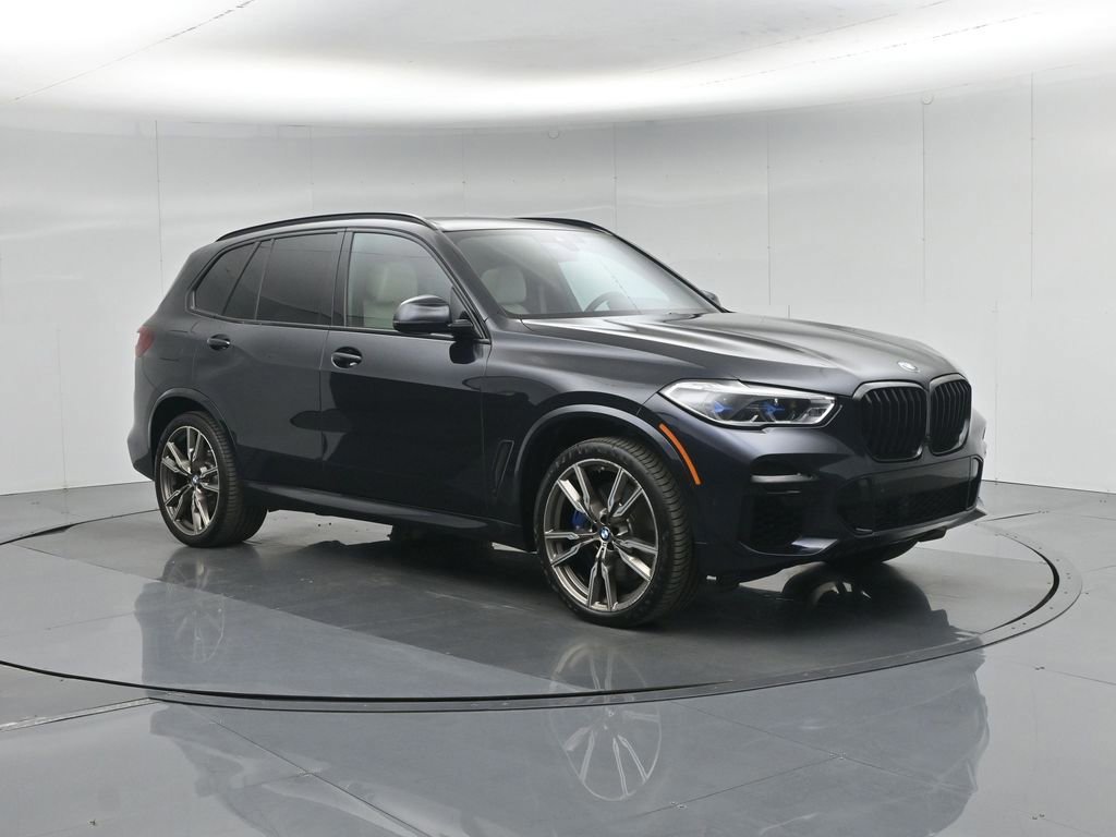 Used 2022 BMW X5 M50i w/ Executive Package image 3