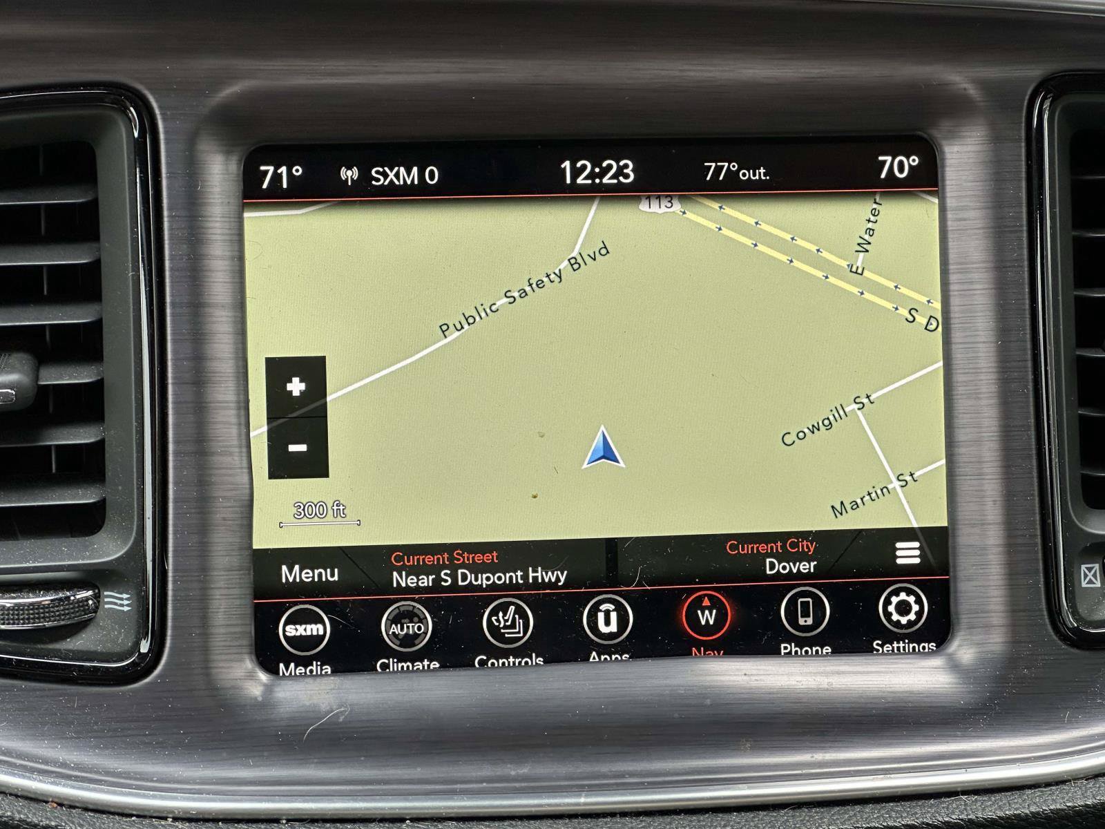Used 2018 Dodge Challenger R/T Plus RWD image 9