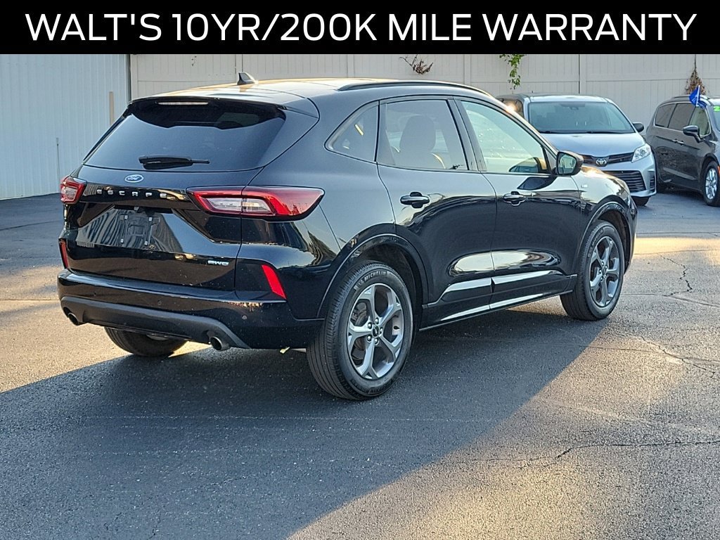 Certified 2024 Ford Escape ST-Line w/ Tech Pack #1 AWD/4WD image 4