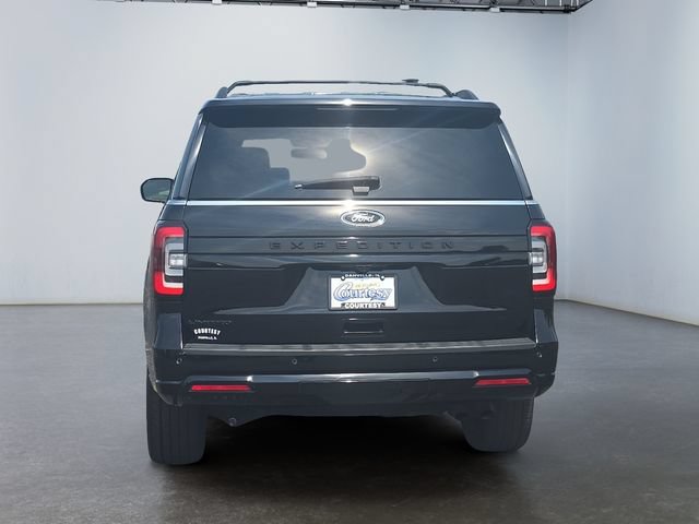 Certified 2024 Ford Expedition Limited AWD/4WD image 4