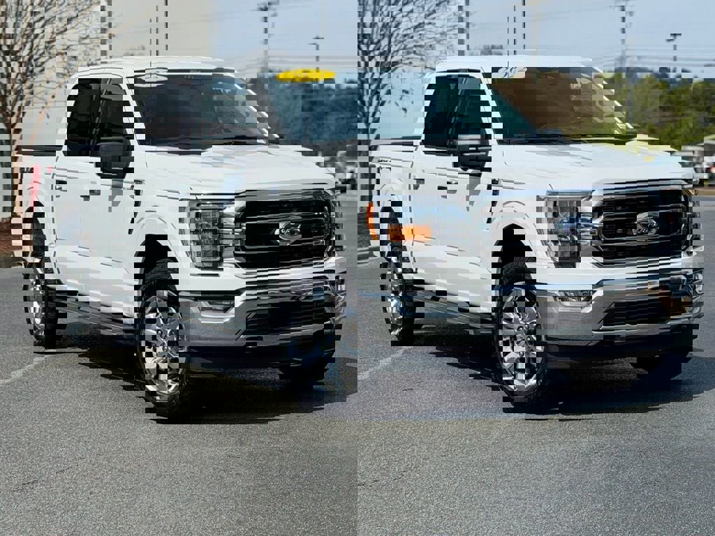 Certified 2022 Ford F150 XLT w/ Equipment Group 302A High image 2