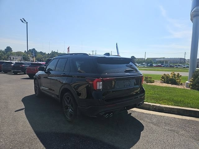 Certified 2025 Ford Explorer ST AWD/4WD image 2