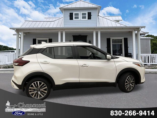 Used 2023 Nissan Kicks SV FWD image 5