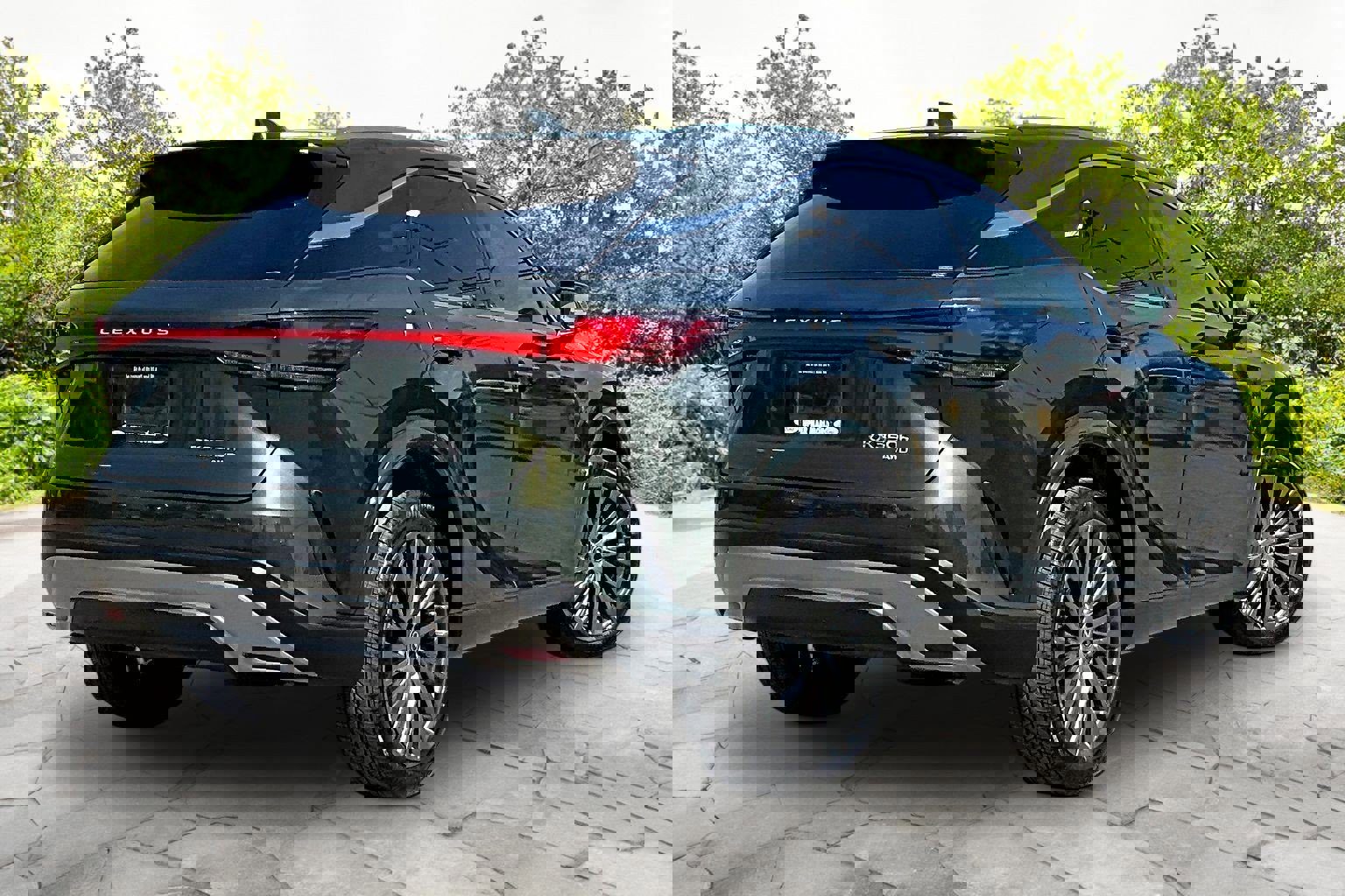 Used 2023 Lexus RX 350 AWD w/ Accessory Package (Z1) image 4