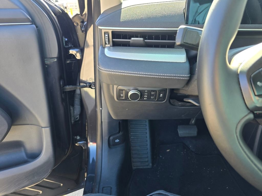 Certified 2022 Ford Mustang Mach-E Select image 9