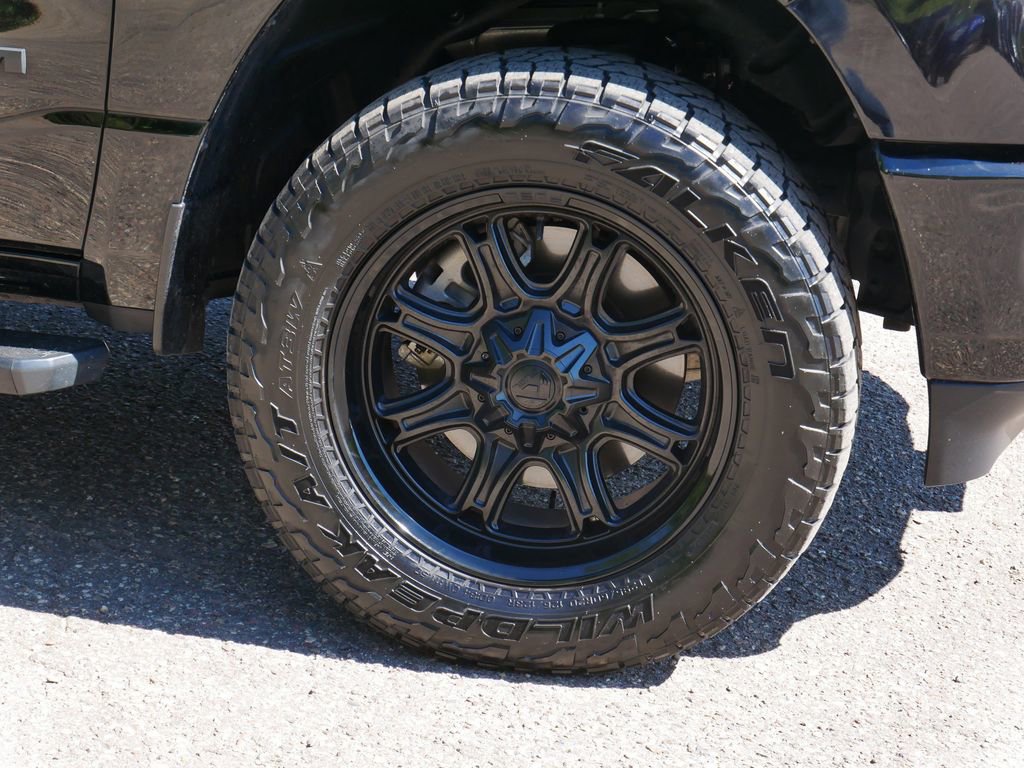 Used 2023 RAM 1500 Laramie AWD/4WD image 7