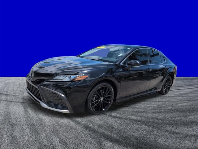 Used 2022 Toyota Camry XSE FWD image 7