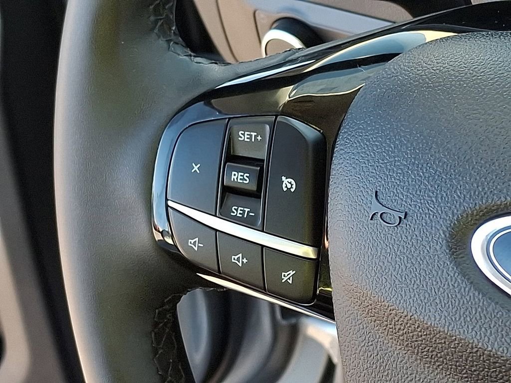 Certified 2022 Ford Escape SE w/ Cold Weather Package image 20