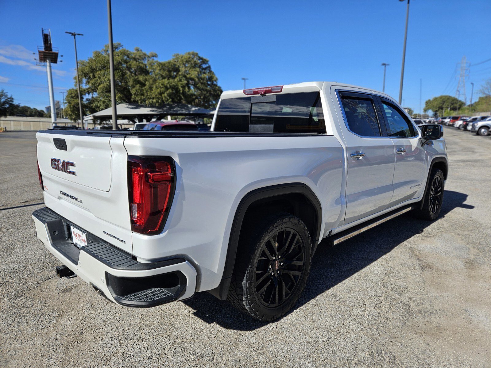 Used 2021 GMC Sierra 1500 Denali w/ Denali Ultimate Package image 3