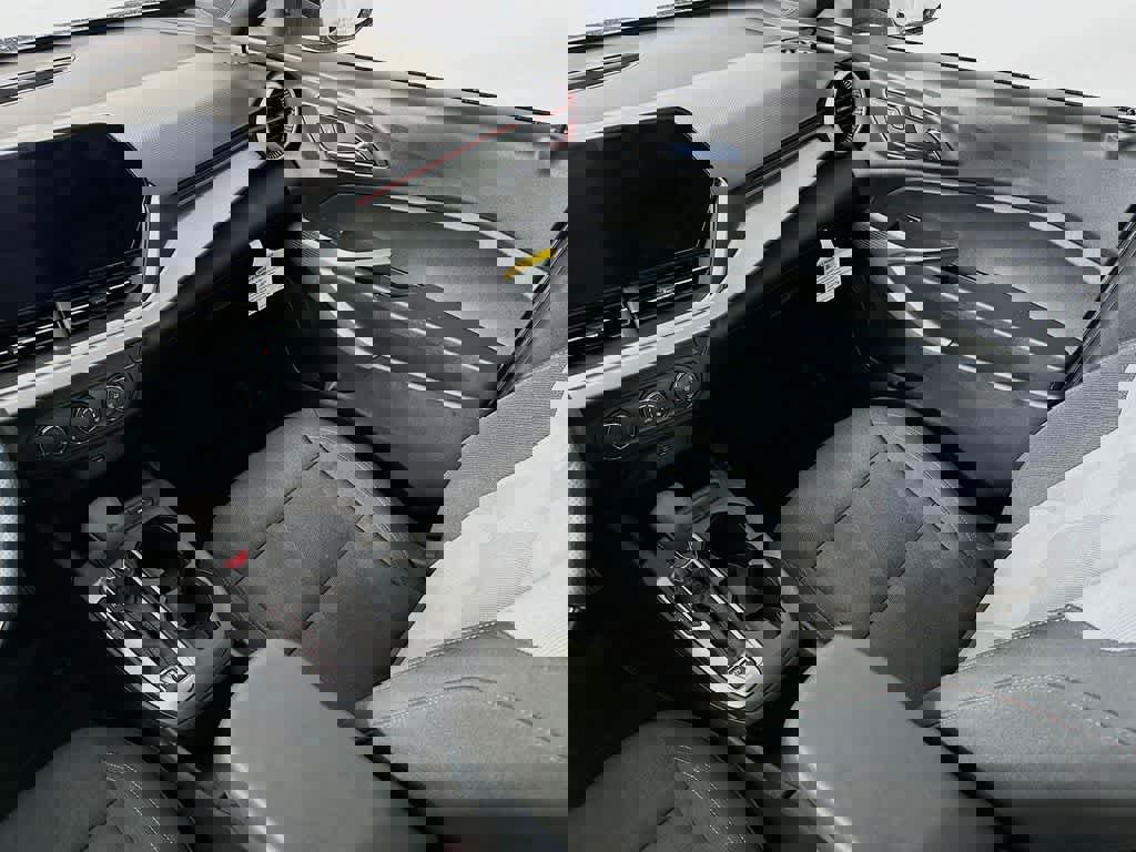 Used 2024 Chevrolet Trax RS image 14