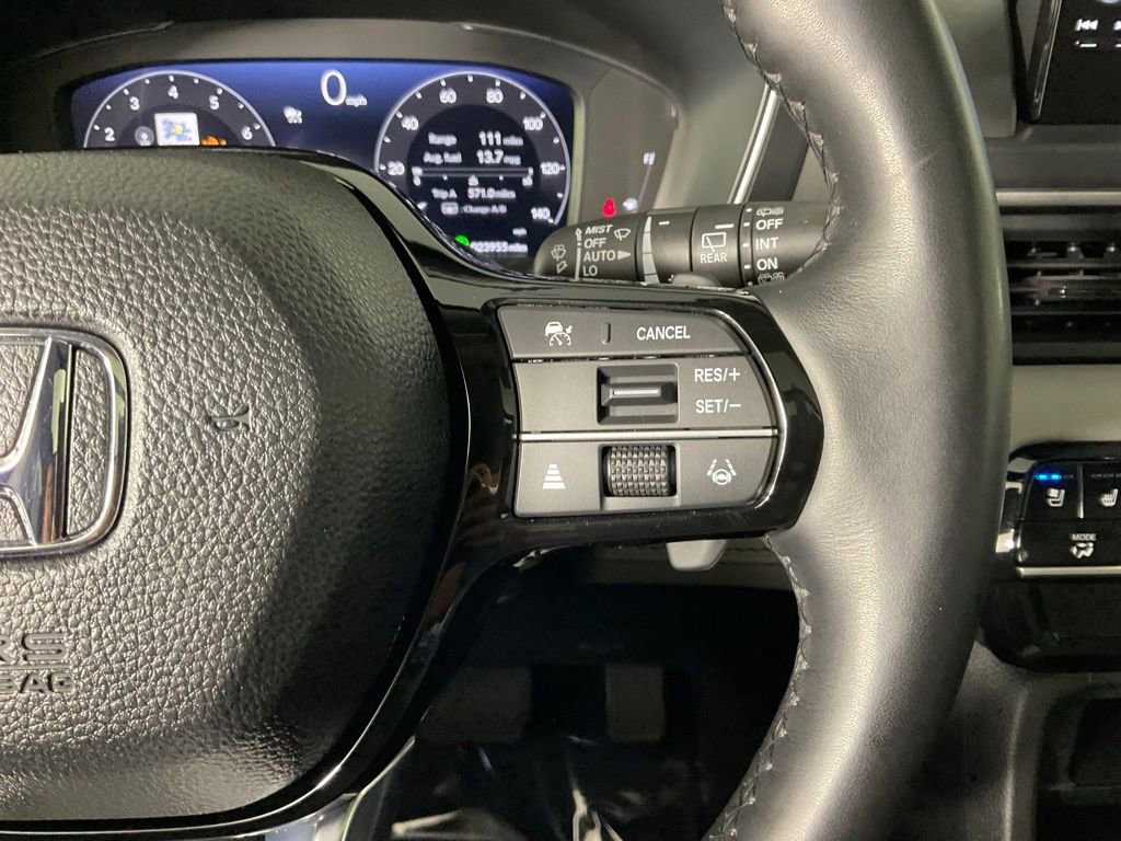Used 2023 Honda Pilot Elite image 24