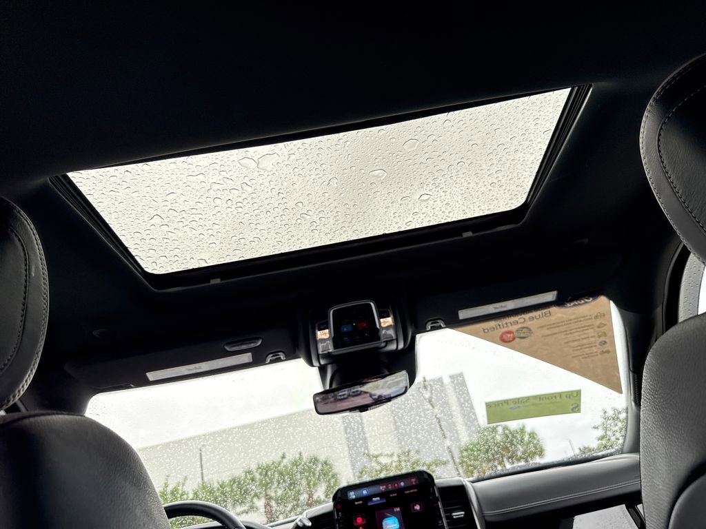 Used 2025 RAM 3500 Limited image 8