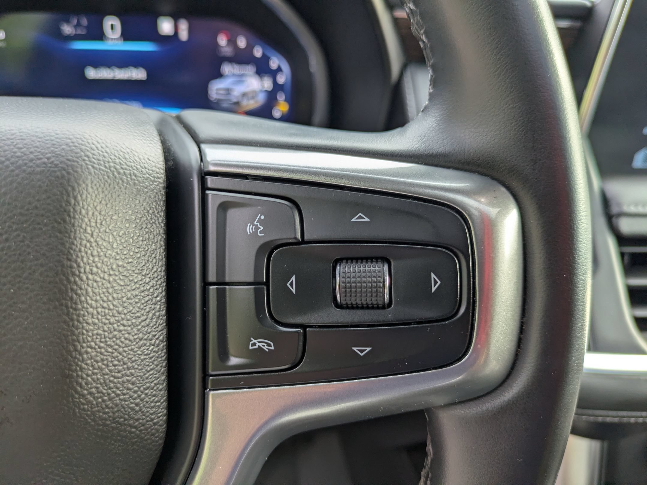 Used 2023 Chevrolet Tahoe Z71 AWD/4WD image 19