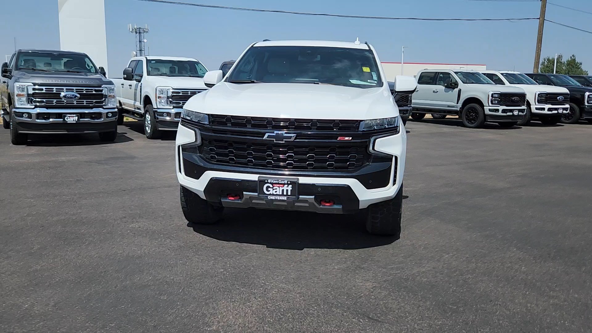 Used 2023 Chevrolet Suburban Z71 AWD/4WD image 4