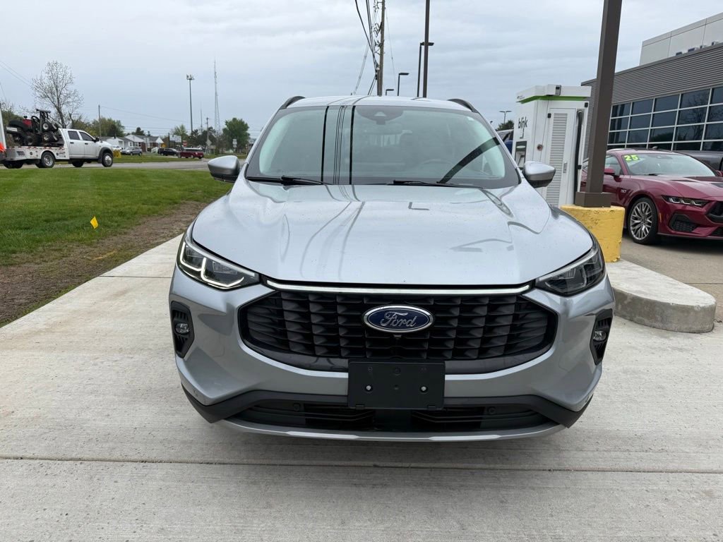 Certified 2024 Ford Escape Platinum AWD/4WD image 6