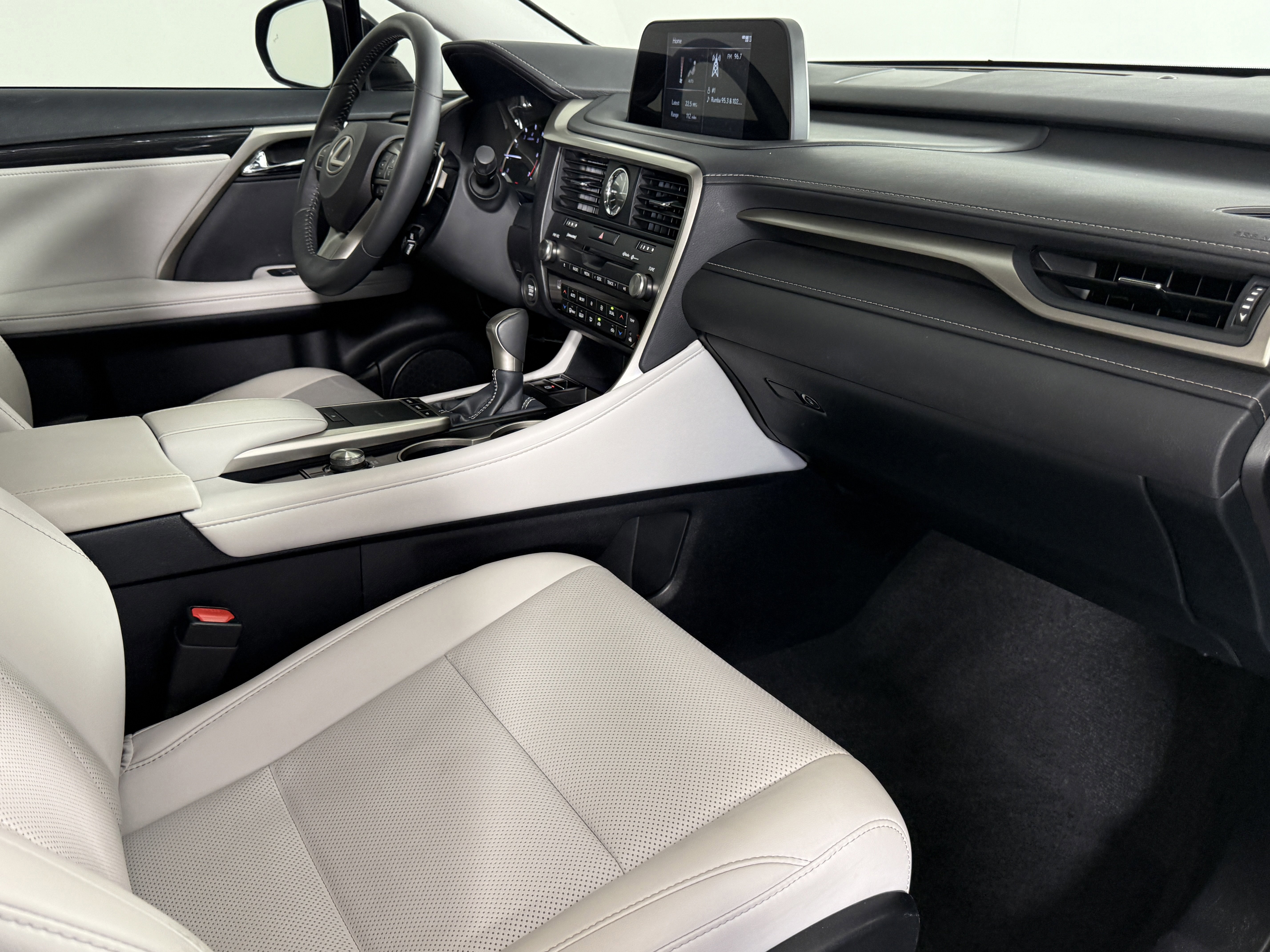 Used 2021 Lexus RX 350 FWD w/ Accessory Package image 9