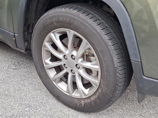 Used 2021 Jeep Cherokee Latitude Plus image 4