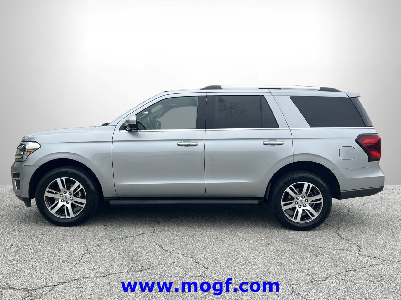 Certified 2024 Ford Expedition Limited RWD image 27