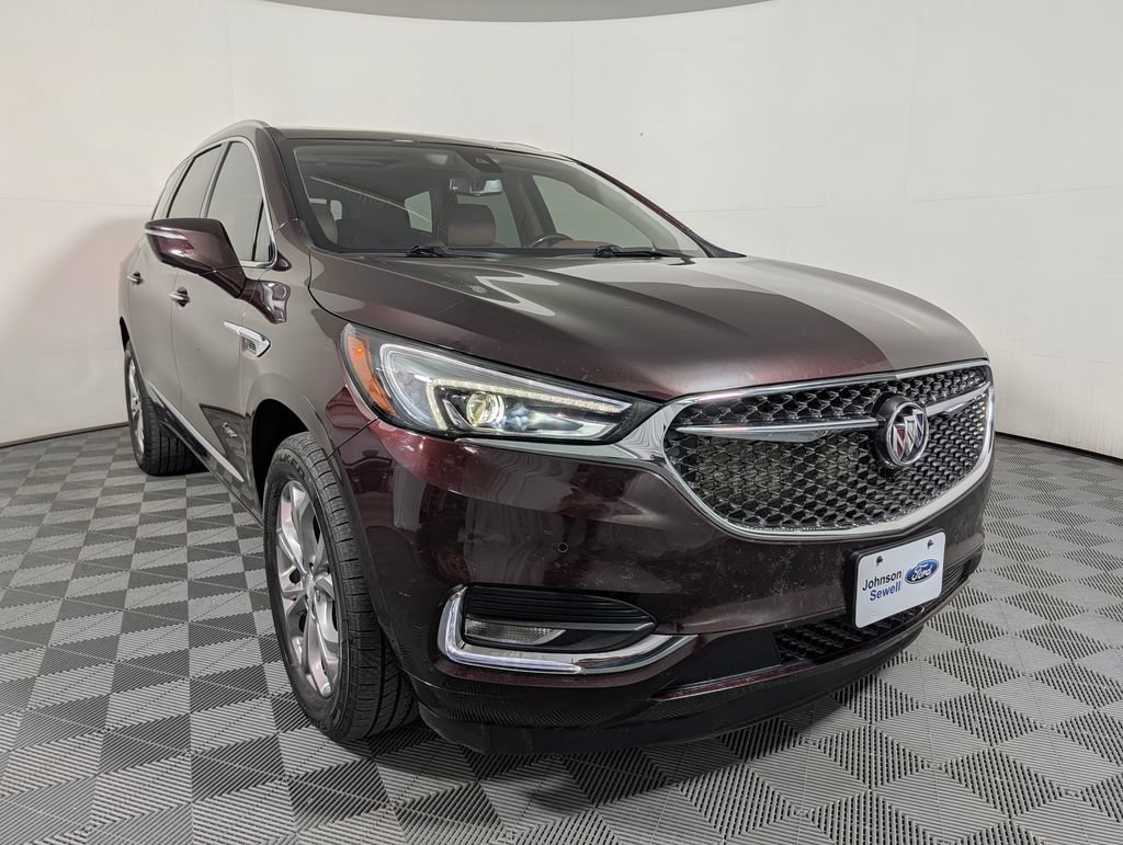 Used 2021 Buick Enclave Avenir w/ Avenir Technology Package FWD image 1
