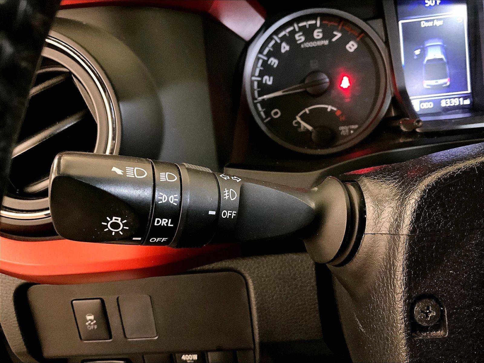 Used 2020 Toyota Tacoma TRD Off-Road AWD/4WD image 30
