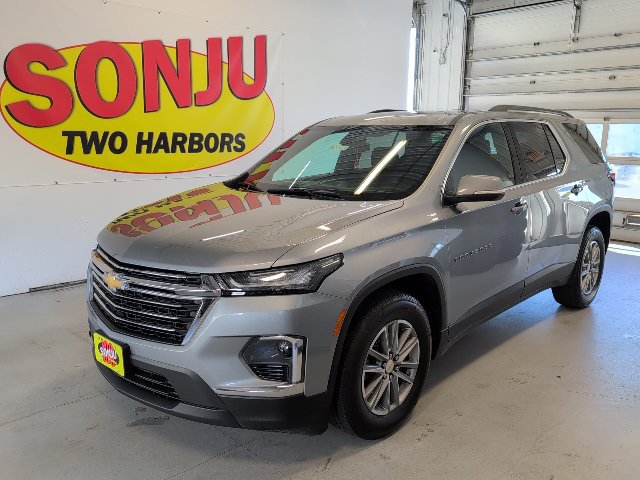 Used 2023 Chevrolet Traverse LT