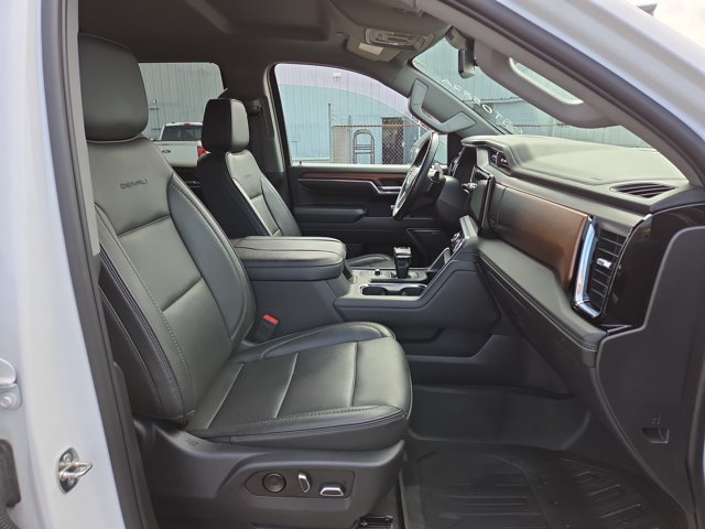 Used 2023 GMC Sierra 1500 Denali AWD/4WD image 17
