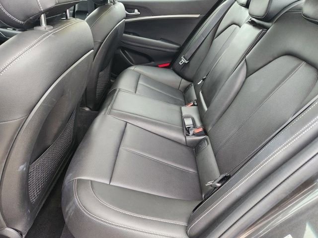 Used 2025 Genesis G70 2.5T image 30