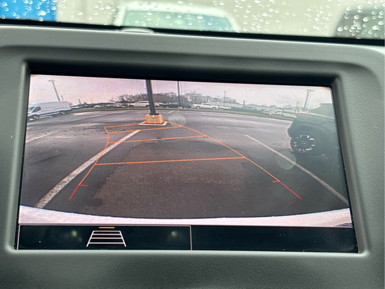 Used 2022 Chevrolet Equinox LT image 24