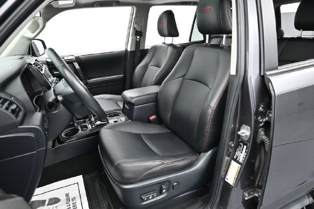 Used 2023 Toyota 4Runner TRD Off-Road Premium w/ Off Road Premium Plus Package AWD/4WD image 10