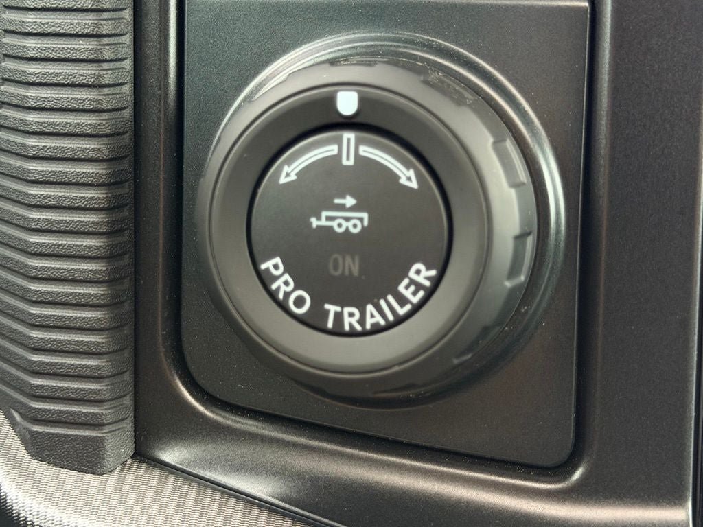Certified 2025 Ford F150 Raptor AWD/4WD image 39
