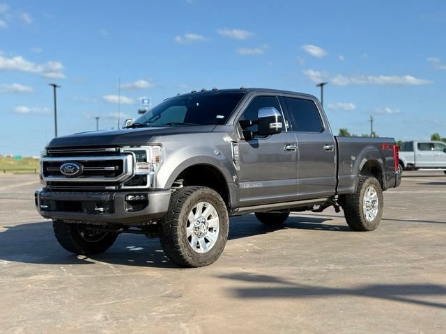 Certified 2022 Ford F250 Platinum w/ FX4 Off-Road Package AWD/4WD image 4
