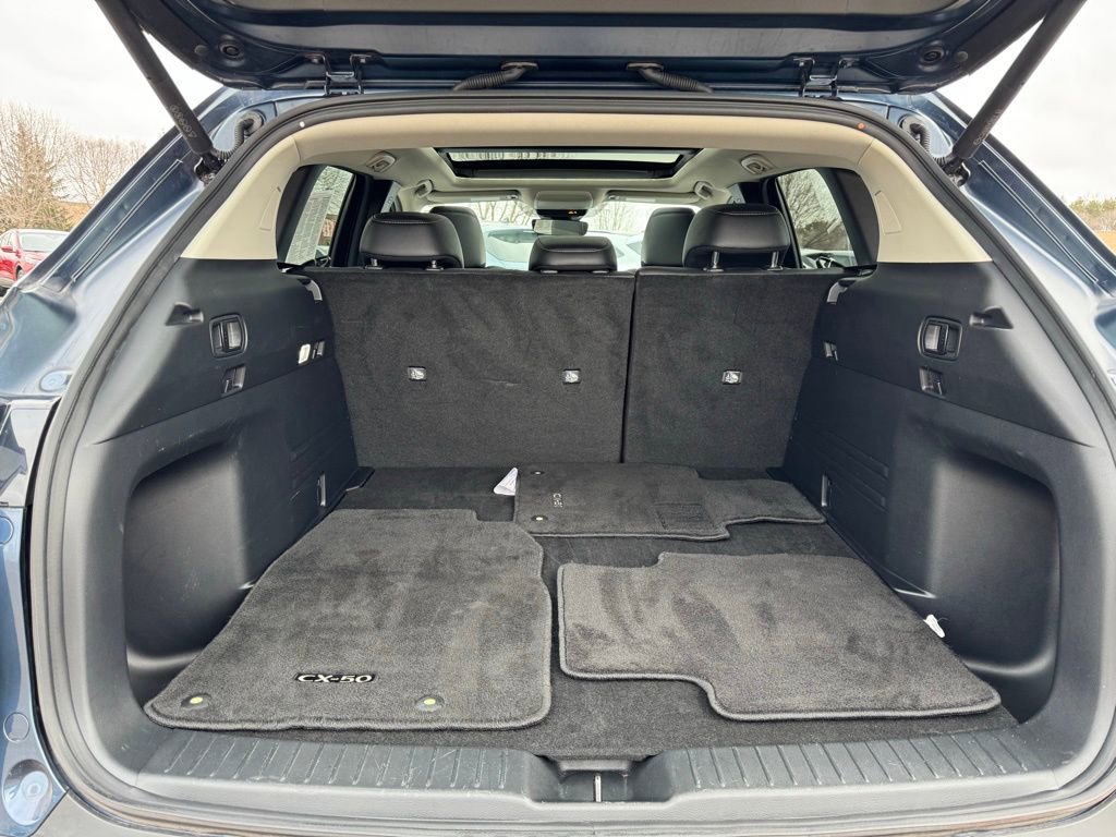 Used 2025 MAZDA CX-50 AWD 2.5 S w/ Premium Package image 6