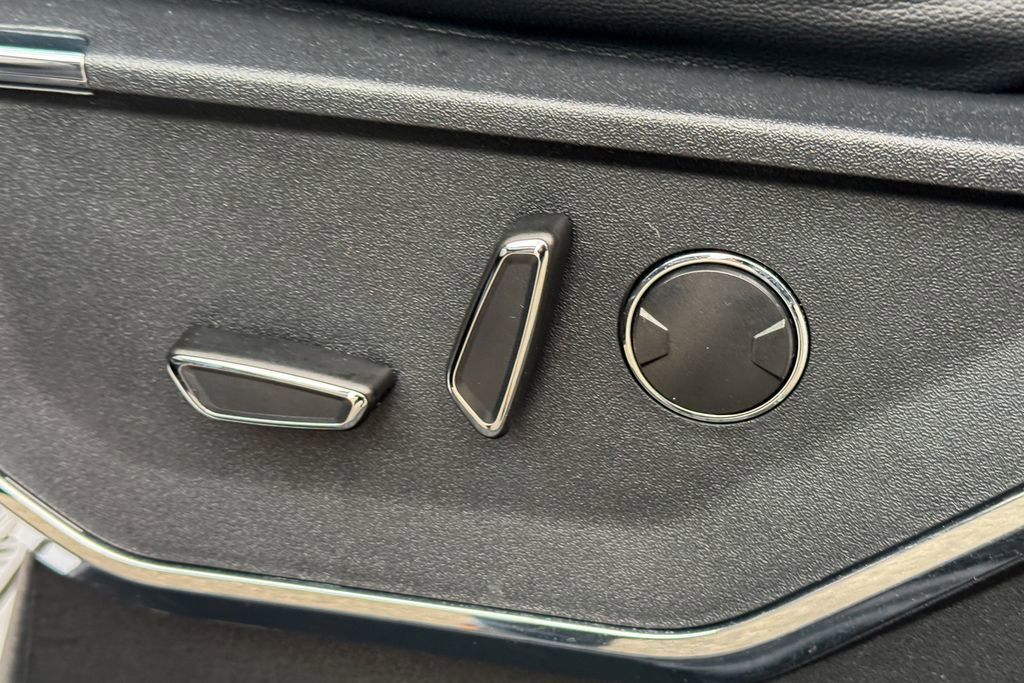 Certified 2023 Ford F150 Lariat w/ Equipment Group 502A High image 29