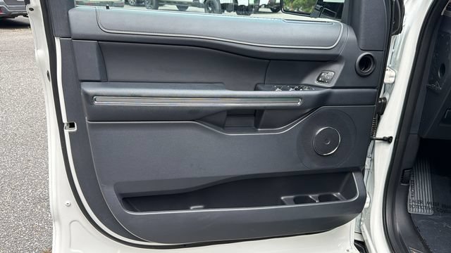Certified 2023 Ford Expedition XLT RWD image 12