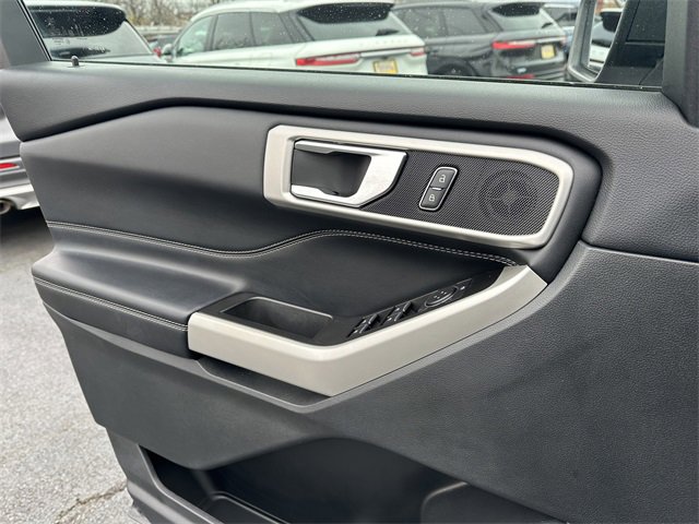 Certified 2022 Ford Explorer XLT w/ Equipment Group 202A image 31