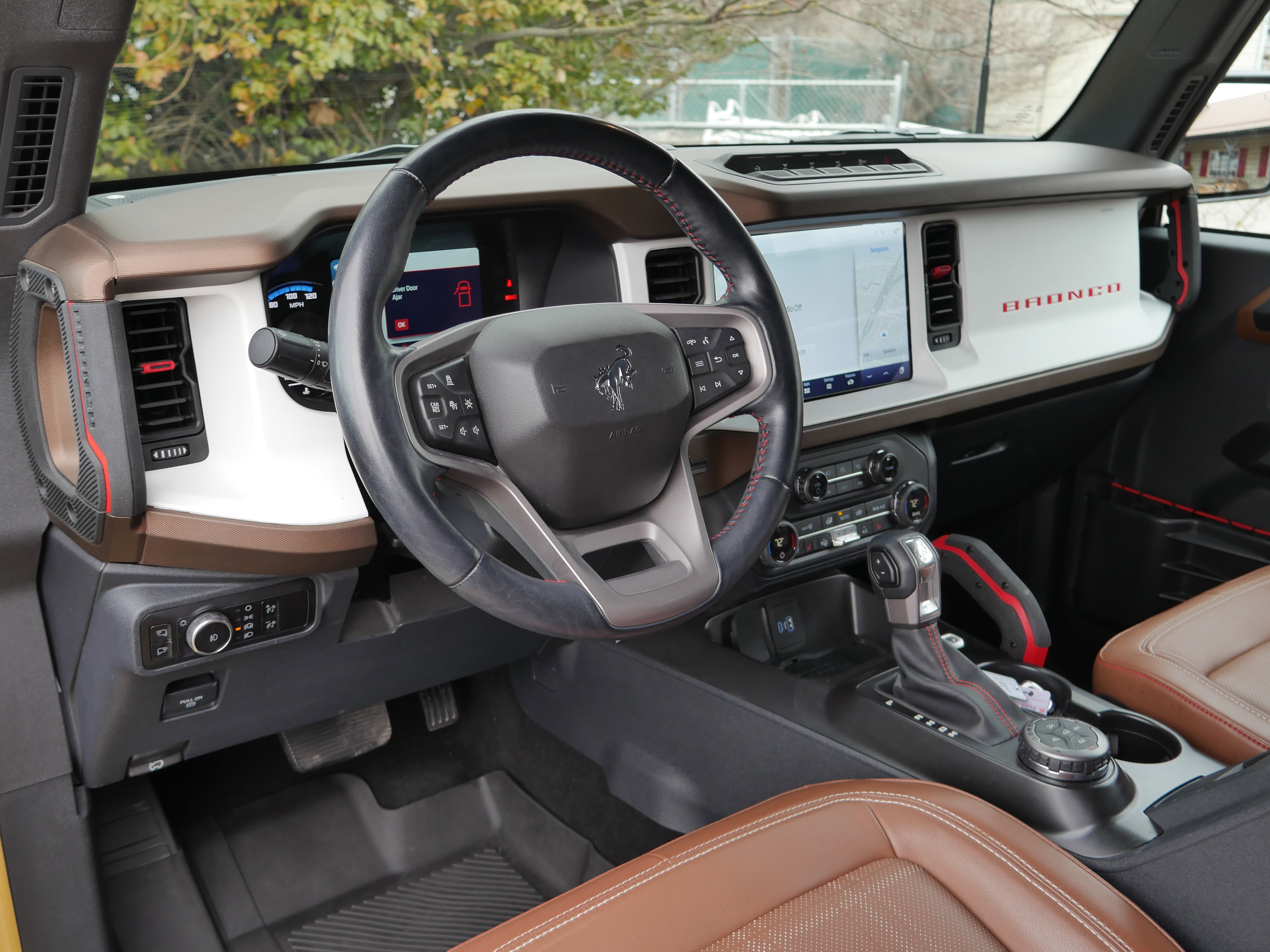 Certified 2024 Ford Bronco Heritage Edition image 10