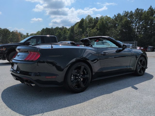 Certified 2021 Ford Mustang GT Premium w/ Black Accent Package RWD image 4