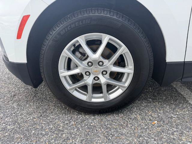 Used 2024 Chevrolet Equinox LT w/ LPO, Floor Liner Package FWD image 18