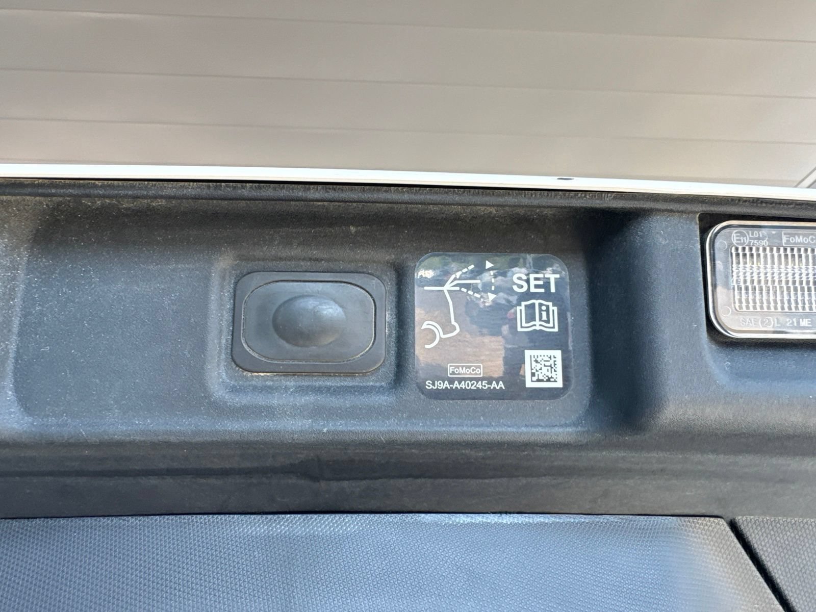 Certified 2025 Ford Mustang Mach-E Premium AWD/4WD image 38