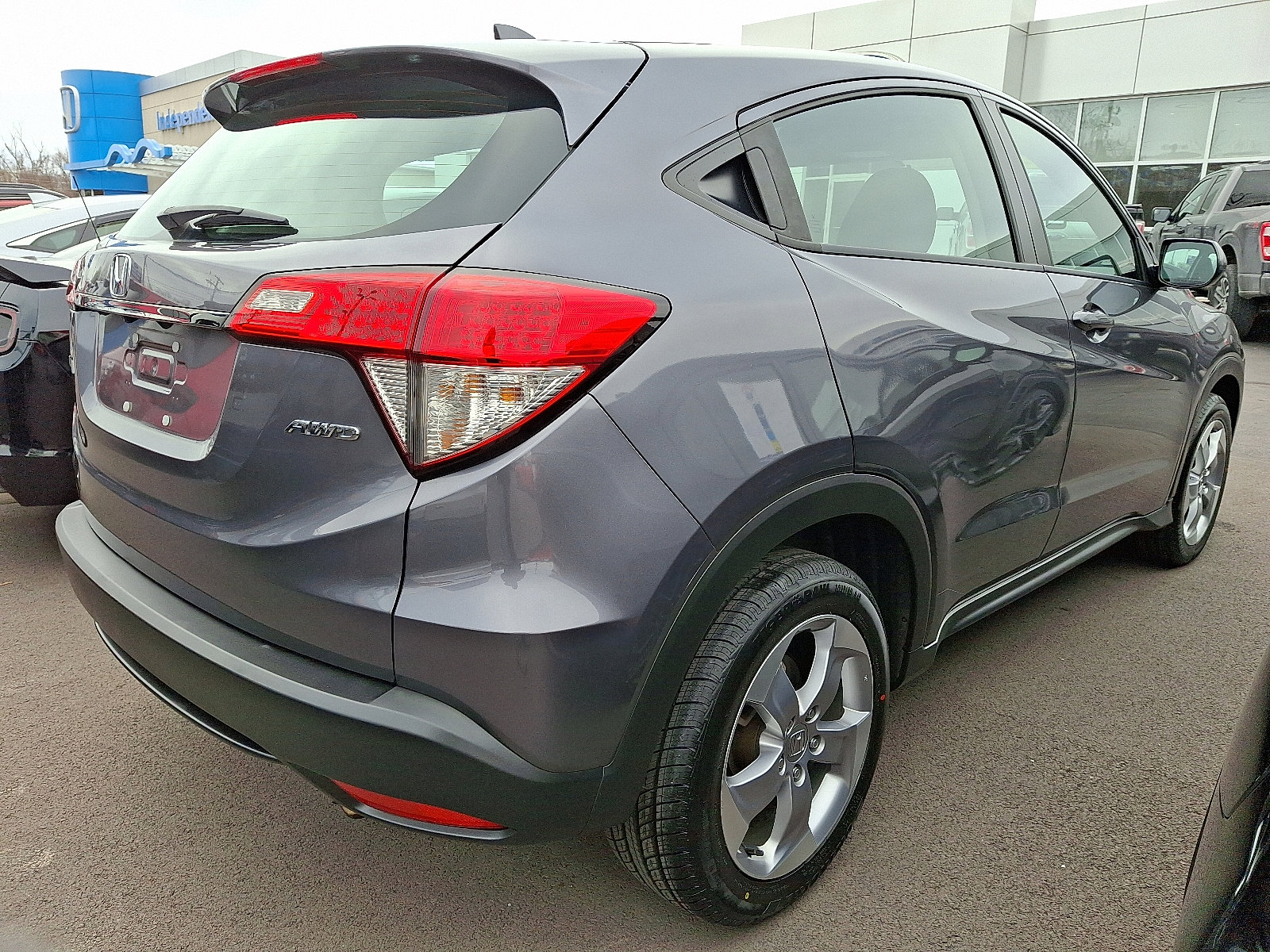 Used 2021 Honda HR-V LX image 10