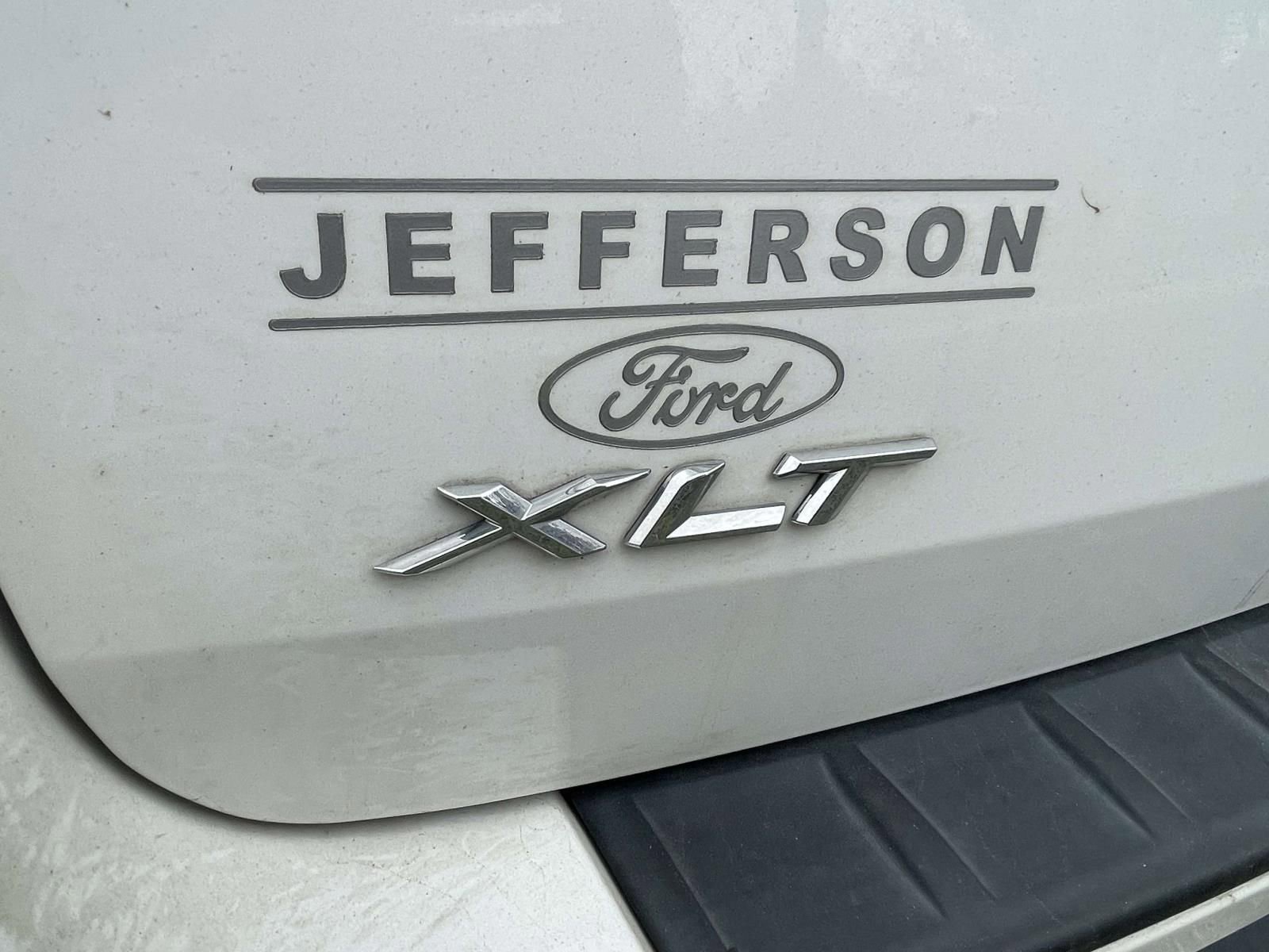 Certified 2022 Ford Explorer XLT w/ Equipment Group 202A image 9