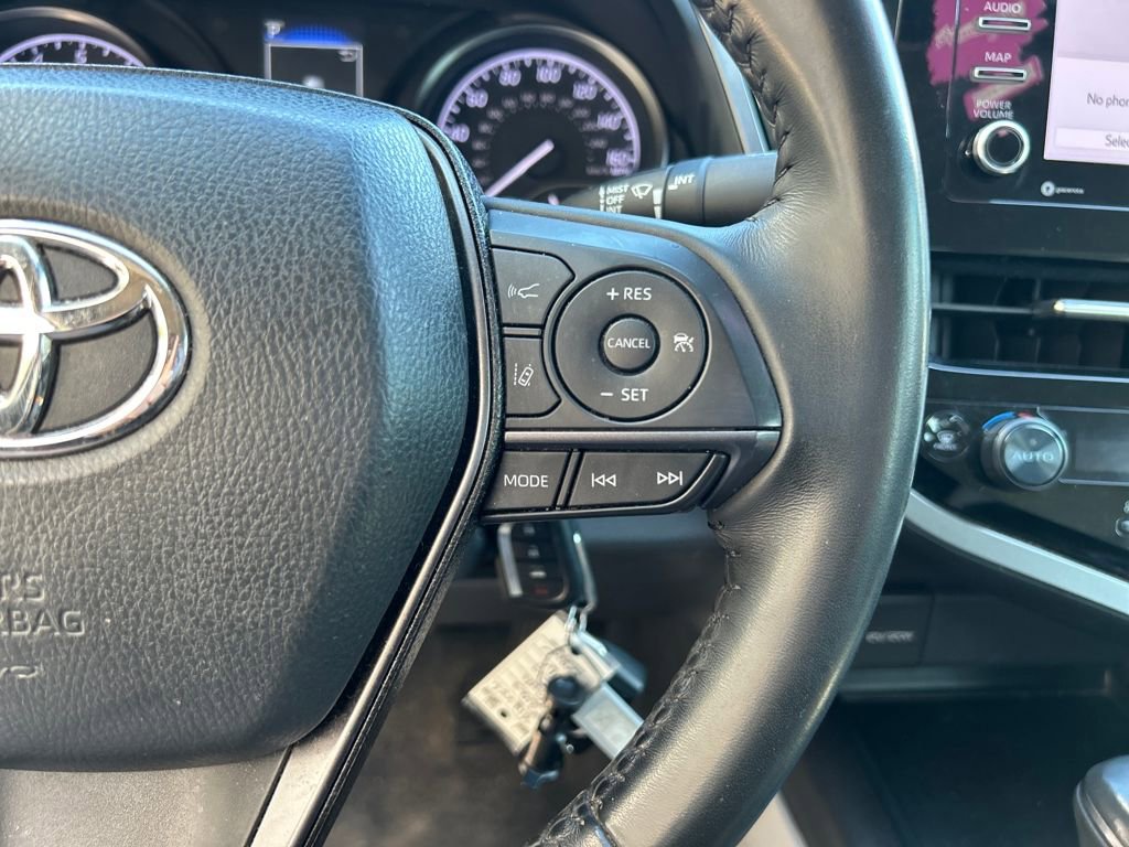 Used 2023 Toyota Camry SE image 22