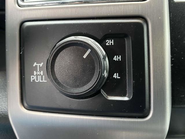 Certified 2021 Ford F250 Platinum w/ FX4 Off-Road Package image 35