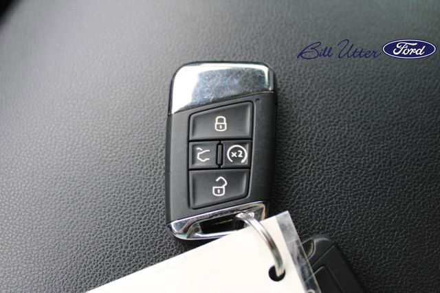 Used 2021 Volkswagen Atlas SE w/ Panoramic Sunroof Package image 26