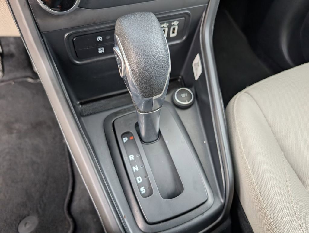 Certified 2021 Ford EcoSport S image 31