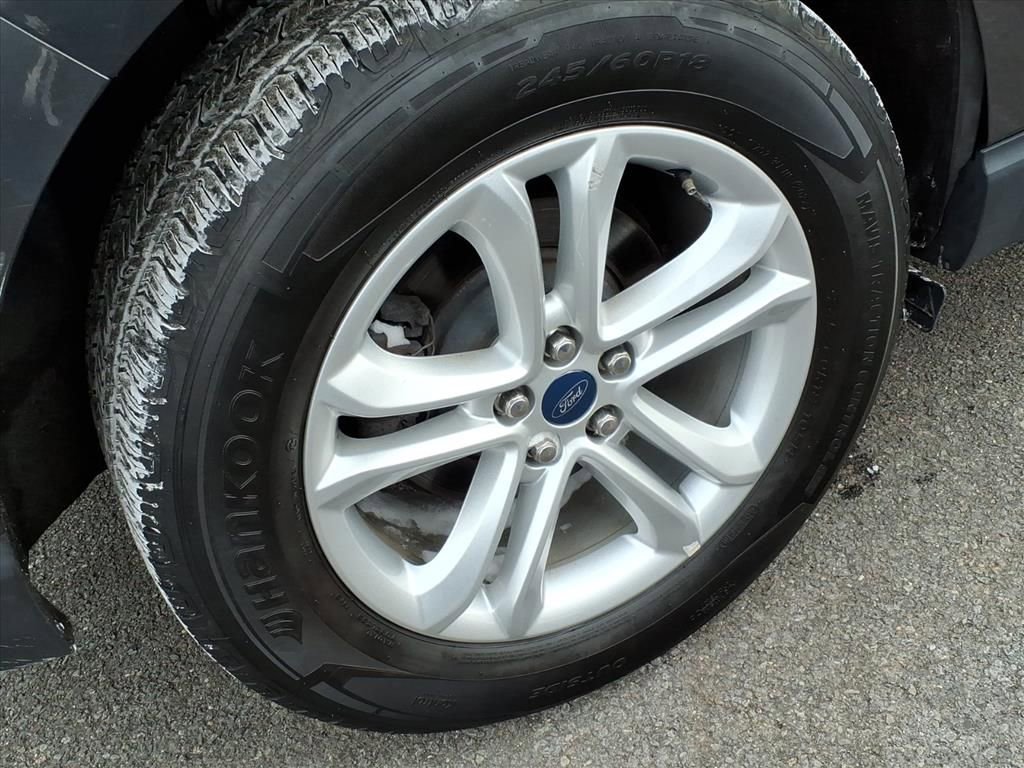 Certified 2020 Ford Edge SEL image 7